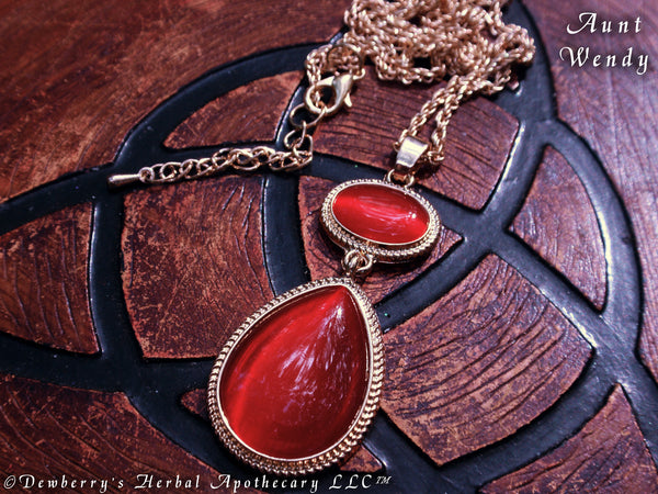 AUNT WENDY'S Last Life Cat's Eye HELL-FIRE RED Teardrop Necklace. Witches Of East End
