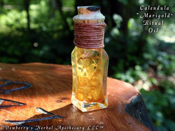 CALENDULA "Marigold" Ritual Potion Oil.  For Potions, Cosmetics, Prophetic Dreams, Psychic Powers